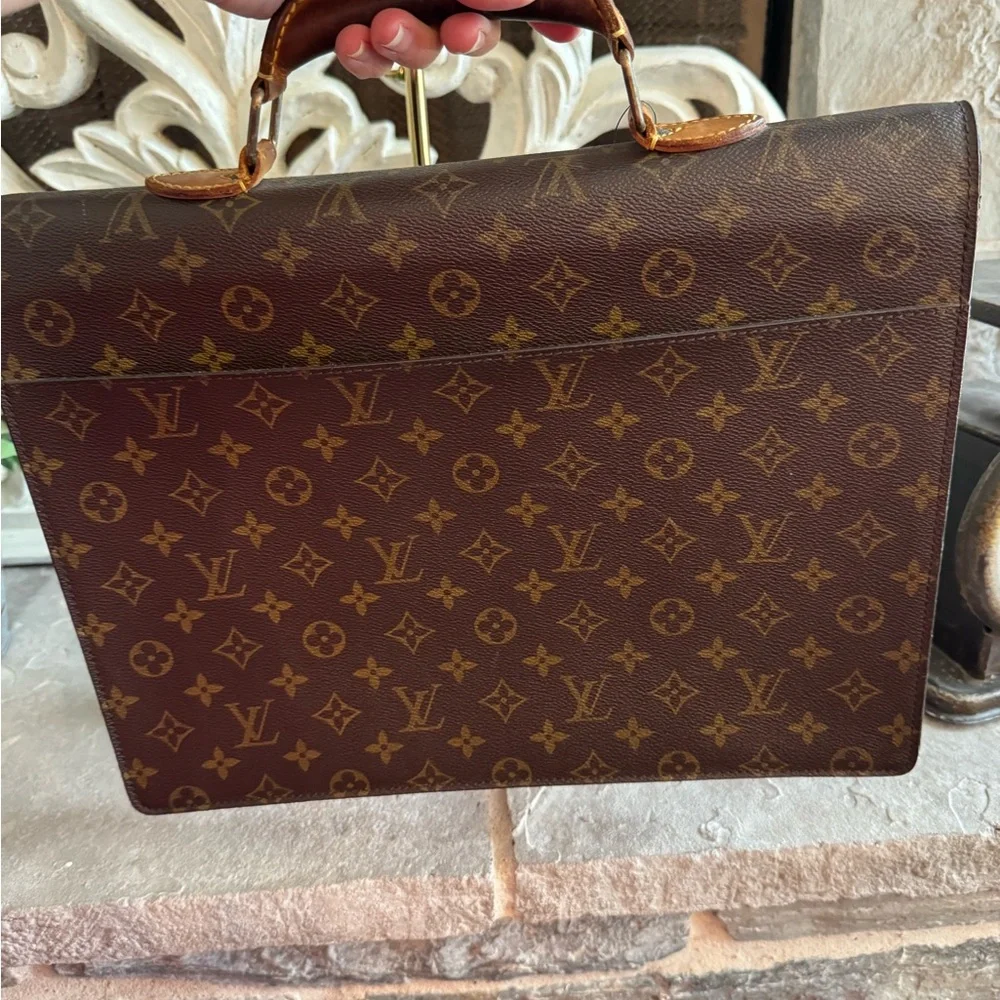 Louis Vuitton Porte Document Bandoliere Men's Bag with free COA